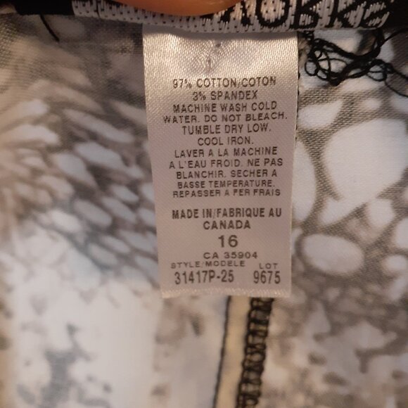 Soft Works Petite Blazer Size 16 Black and Taupe - Picture 7 of 7